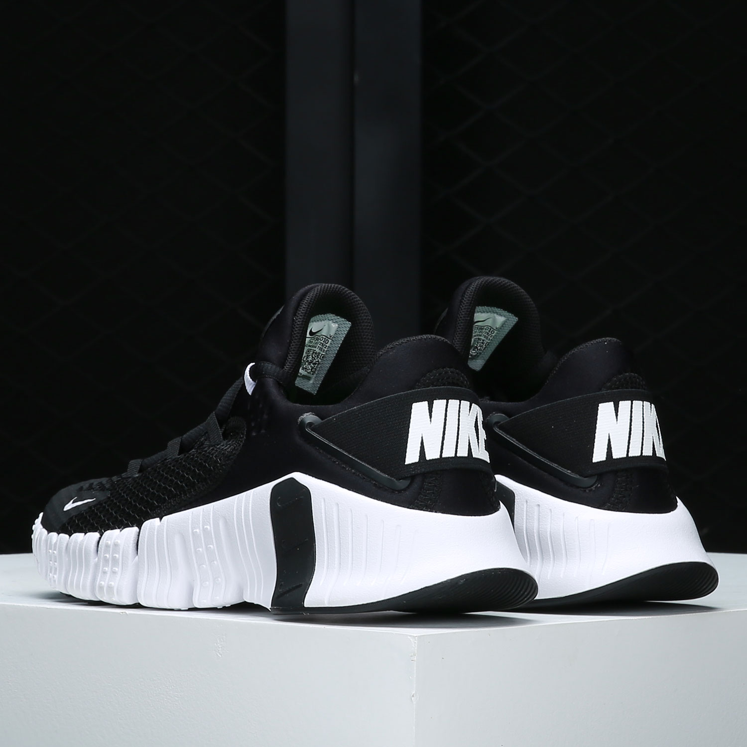 Nike Authentic Women's Free Me - Women Shoes Nike ulasan dan harga