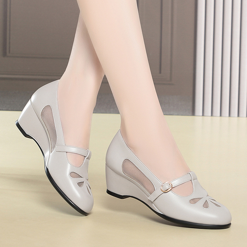 Middle Aged Women Summer Mesh  - Women Shoes Wedges ulasan dan harga