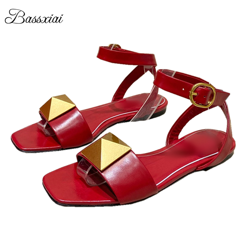Big Rivet Buckle Decor Sandals - Women'S Shoes Big Feet ulasan dan harga