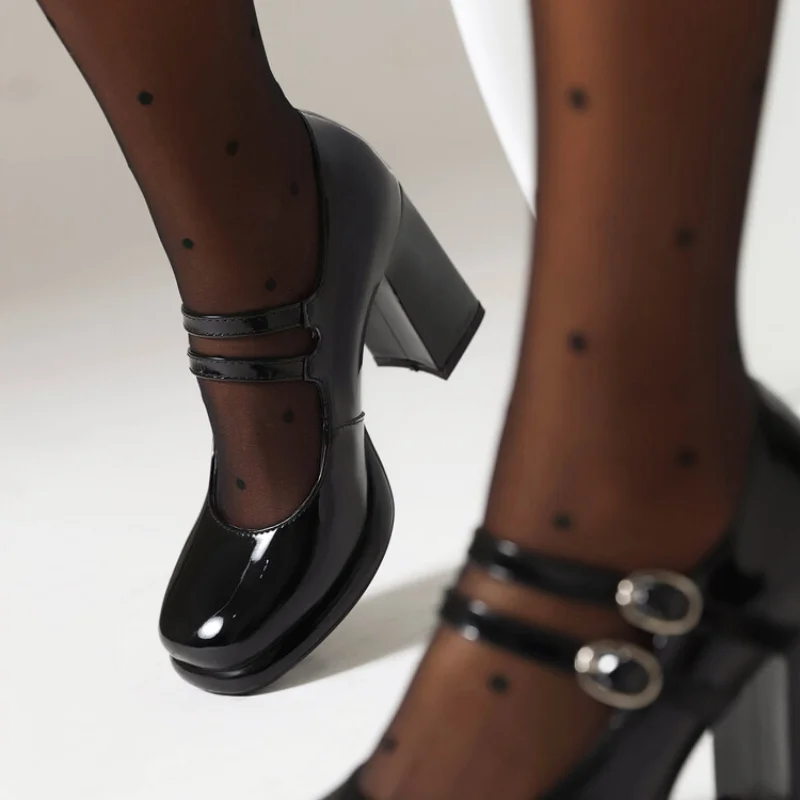 2024 New Patent Leather Double - Women'S Shoes Big Feet ulasan dan harga