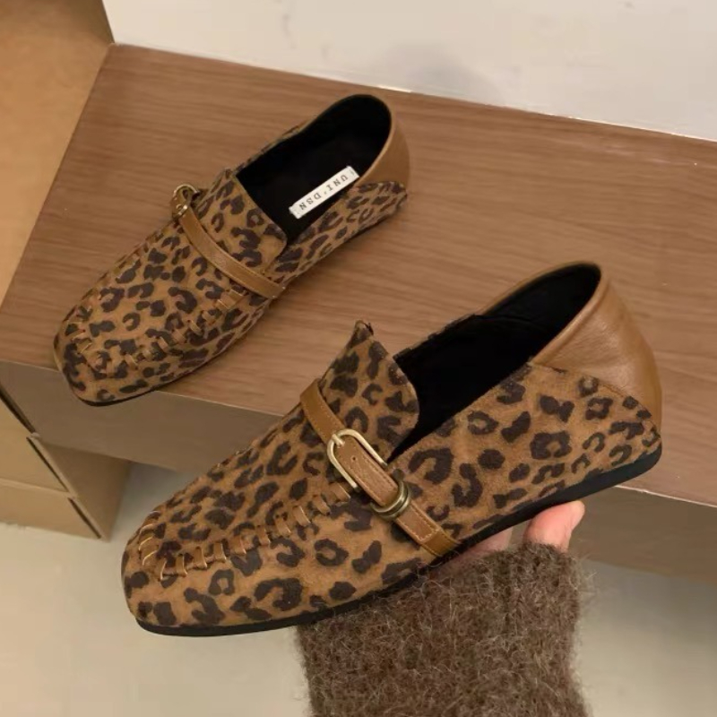 Elegant Suede Square Toe Flat  - Women Shoes Brands ulasan dan harga